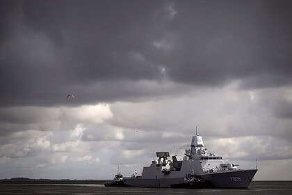 Hollanda da Hürmüz'e Savaş Gemisi Yolladı: Mayın Temizliği İçin Fırkateyn