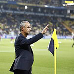 Fenerbahçe'nin Yeni Teknik Direktörü İsmail Kartal Oldu!