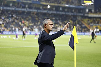 Fenerbahçe'nin Yeni Teknik Direktörü İsmail Kartal Oldu!