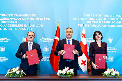 İstanbul Bildirisi İmzalandı: Üçlü Dışişleri Zirvesi