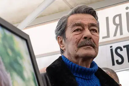 Usta sanatçı Kadir İnanır hayatını kaybetti!