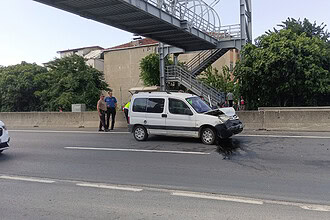 Karamürsel D130'da Zincirleme Çarpışma: 2 Yaralı