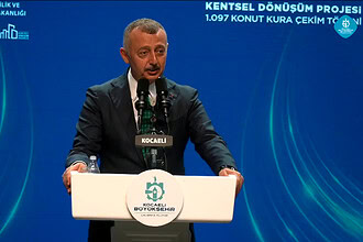 Tahir Büyükakın İzmit Cedit Mahallesi Kentsel Dönüşüm Kura Çekim Töreni Açılış Konuşmasını Yaptı!