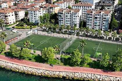 Kocaeli'de 10 Yeni Futbol Sahası: 8 Sahada Yenileme Geliyor