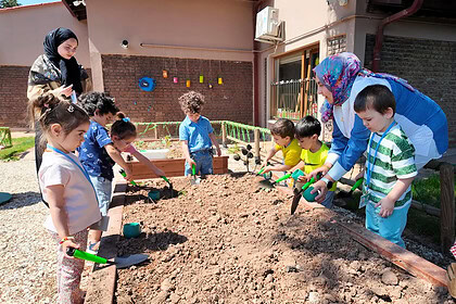 Lokomotif Çocuk Köyü Lotus İzmit'te İlk Dersle Açıldı