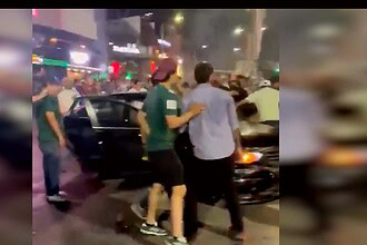 Meksika'da Dünya Kupası Galibiyeti Kutlanırken Sürücü Kalabalığa Daldı: 17 Yaralı