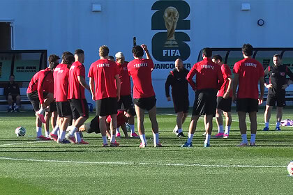 Milli Takım Avustralya Maçına Vancouver'da Hazırlandı: Montella Taktik Çalıştırdı