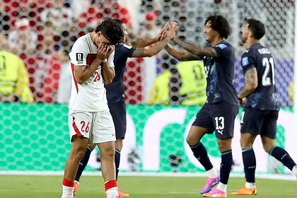 Milliler Dünya Kupası'na Veda Ederken Sahada Gözyaşlarını Tutamadı