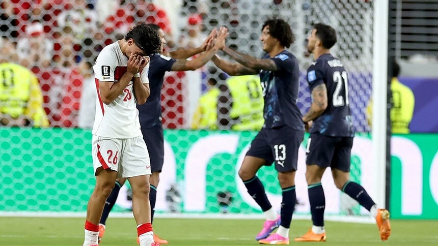 Milliler Dünya Kupası'na Veda Ederken Sahada Gözyaşlarını Tutamadı