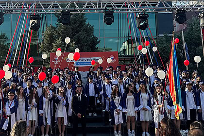 Milyonlarca Öğrenci İçin Son Ders Zili Çalıyor! Yarın Büyük Gün: Karneler Alınıyor, Yaz Tatili Başlıyor!