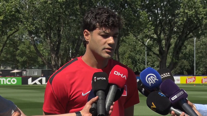 Ozan Kabak Vancouver'dan Avustralya Maçını Değerlendirdi: "Dünya Kupası’nda gol atmayı ben de isterim"