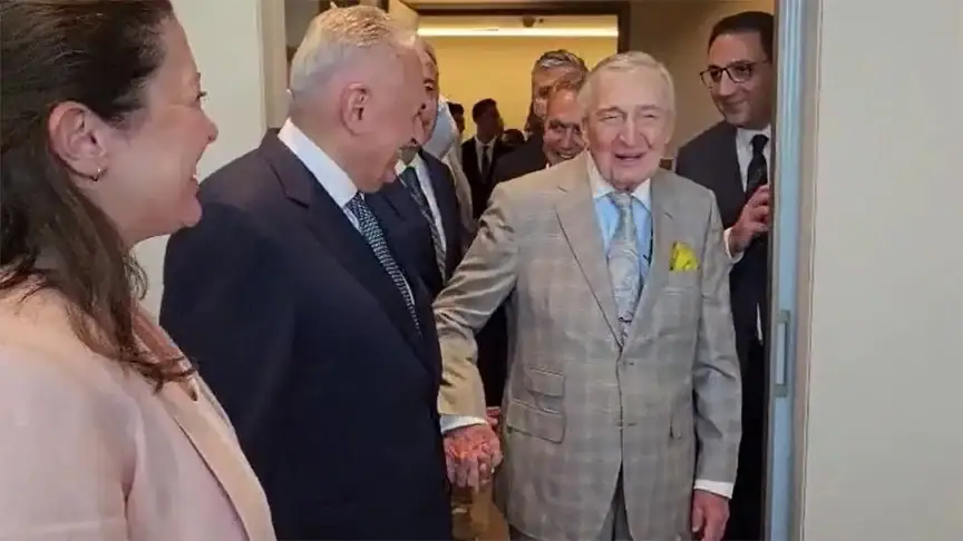 Rahmi Koç'un "Kürt Kadın" Fıkrası Sosyal Medyada Tepki Topladı