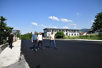 Başiskele Seymen Mahallesi’ne Modern Dokunuş: Elçibey ve Aşık Veysel Caddeleri Yenilendi!
