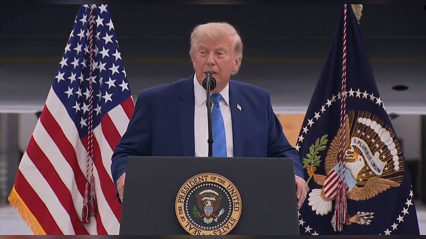Trump'tan Hürmüz Çıkışı: "700 Gemi Rekor Hızla Geçiyor"