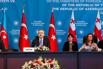 Üçlü Zirve İstanbul'da: Fidan, Bayramov ve Botchorishvili Bir Arada