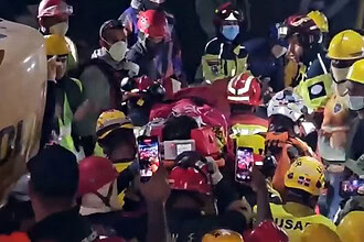 Venezuela Depreminde Mucize: 12 Yaşındaki Carlos 5 Gün Sonra Enkazdan Sağ Kurtarıldı!