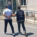 9 Yıl 6 Ay Hapis Cezası Bulunan ve 4 Farklı Suçtan Aranan Firari B.Y. İzmit'te Yakalandı!