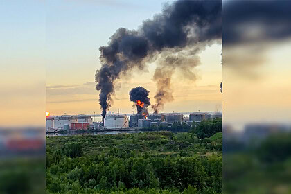 Zelenskiy'den Saldırı İtirafı: Petersburg Terminali Vuruldu