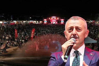 Kocaeli 15 Temmuz Demokrasi Nöbeti: On Binler Milli İrade Meydanı’nı Doldurdu!