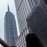 443 Metrede Tehlikeli Evlilik Teklifi: Empire State'te Polis Operasyonu