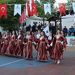 Kartepe’de Muhteşem Gece: Kocaeli 3. Uluslararası Balkan Halk Oyunları Festivali Coşkusu Avluburun'da!