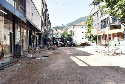 Başiskele Cumhuriyet Caddesi Baştan Sona Yenileniyor! Başkan Yasin Özlü Sahada İnceleme Yaptı