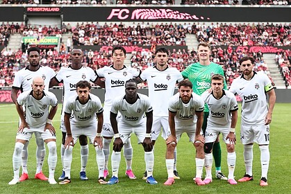 Beşiktaş Danimarka'da Tur Kapısını Ardına Kadar Açtı Siyah-Beyazlılar, Midtjylland'ı 2-0'la Geçti