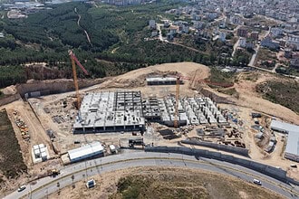 Çayırova Devlet Hastanesi İnşaatında Son Durum: 1. Kat Beton Serimi Başladı!