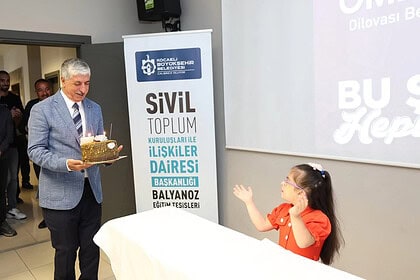 Dilovası Belediyesi Yetim ve Öksüz Çocuklar İçin Doğum Günü Buluşması Düzenledi!