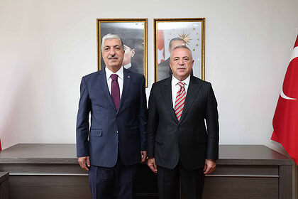 Dilovası Belediye Başkanı Ramazan Ömeroğlu’ndan Kaymakam Resul Çelik’e Hayırlı Olsun Ziyareti!