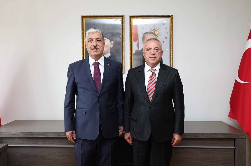 Dilovası Belediye Başkanı Ramazan Ömeroğlu’ndan Kaymakam Resul Çelik’e Hayırlı Olsun Ziyareti!