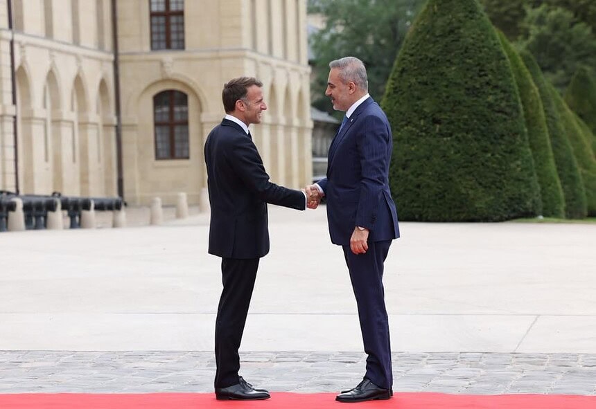 Dışişleri Bakanı Fidan, Fransa’da