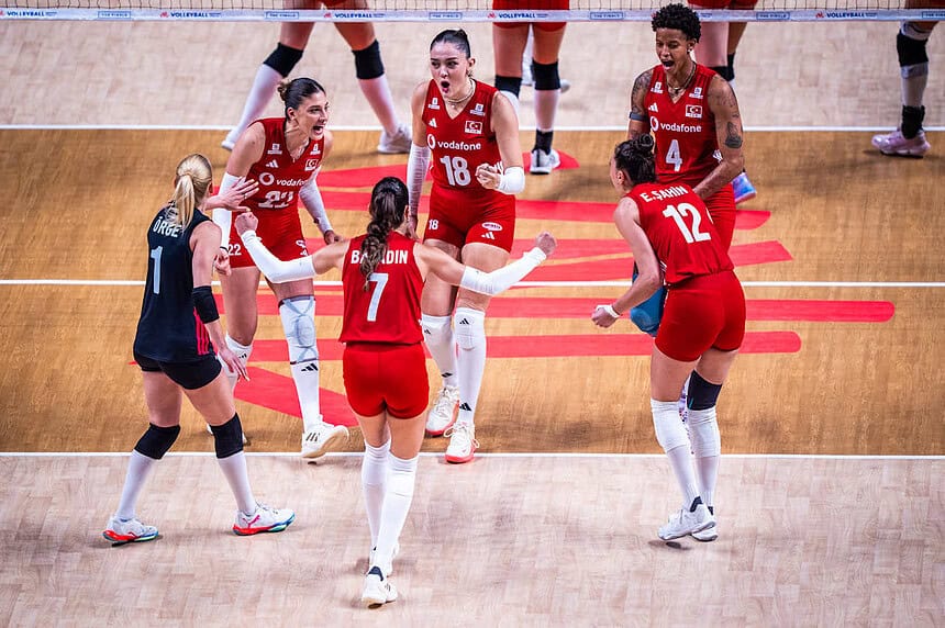 Filenin Sultanları 2026 Milletler Ligi Finalinde: Türkiye Çin’i 3-0 Devirdi!