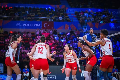 Filenin Sultanları Engel Tanımıyor! Kanada’yı Deviren A Milli Takım Yarı Finalde!