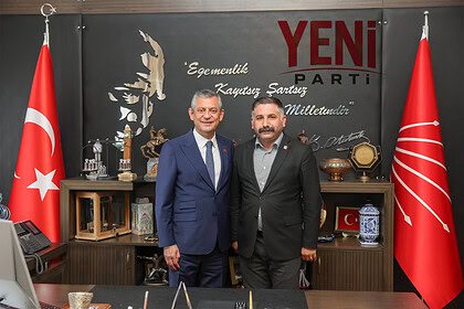 Gebze'de CHP'den Toplu İstifa: Yeni Parti'ye Geçiş Kararı Açıklandı!