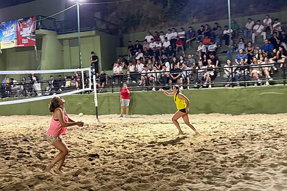 Gölcük'te Plaj Voleybolu Turnuvası Nefes Kesti!