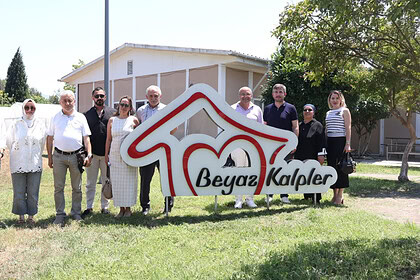 Halk Eğitim’den Beyaz Kalpler’e Tam Not