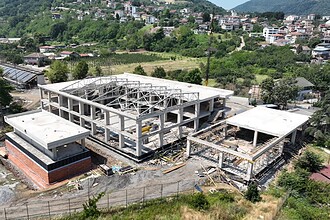 Gölcük İhsaniye Spor Kompleksi Yükseliyor! Çelik Konstrüksiyon Tamamlandı, İşte Tesisin Detayları!