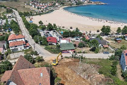 Kandıra Belediyesi Safalı, Akdurak, Antaplı ve Bağırganlı mahallelerinde yol, mesire alanı ve hasat hazırlıklarını sürdürüyor.