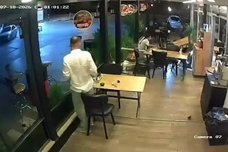 Masada Otururken Ne Olduğunu Anlayamadı! Karamürsel'deki Akılalmaz Kazanın Görüntüleri Ortaya Çıktı!