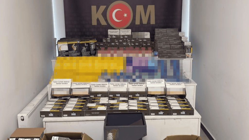 Kocaeli'de 8 Adrese Eş Zamanlı Baskın 1 Ton 160 kilo Tütün Ele Geçirildi