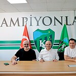 Kocaelispor Brunga Tesisleri Sil Baştan Yenileniyor! Şener Söğüt Yerinde İnceledi: "Daha Güçlü Geleceğiz"