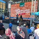 “Mecnun Çevrim Dışı” İle Tiyatro Heyecanı Başlıyor