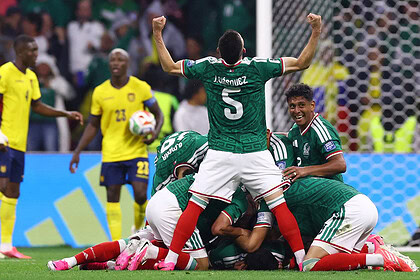 2026 FIFA Dünya Kupası: Meksika 2-0 Ekvador | Hava Muhalefeti Nedeniyle Ertelenen Maçta Meksika Turladı!