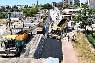 İzmit Santral Rampası'nda Kapsamlı Asfalt Yenileme: Gazanfer Bilge Bulvarı Ulaşıma Güç Katıyor!