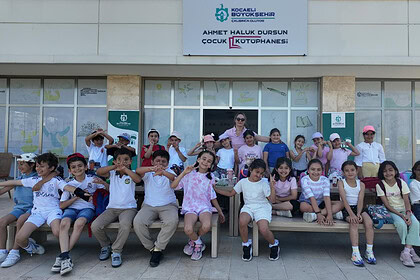 Kocaeli Büyükşehir Belediyesi’nden Çayırova’da Dev Etkinlik: 250 Öğrenci "Sayfalardan Sofraya" Dedi!