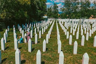 2026 Srebrenitsa Soykırımı Anma Töreni: Potoçari'de 10 Soykırım Kurbanı Daha Toprağa Veriliyor!