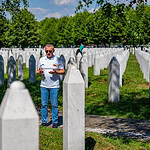 Kocaeli Büyükşehir Belediyesi Srebrenitsa’da: Tahir Büyükakın Potoçari’de Anma Törenine Katıldı!