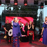 İzmit Belediyesi Kır Düğün Salonu ve Sosyal Yaşam Alanı Suzan Kardeş Konseri ile Hizmete Açıldı!