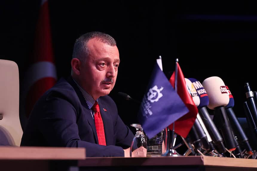 "İtibarımızla Oynamaya Hakkınız Yok!" Başkan Büyükakın Mecliste Son Noktayı Koydu: "Gidin Mahkemeye Verin"